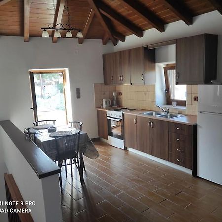 Villa Petroula Kontias Bagian luar foto